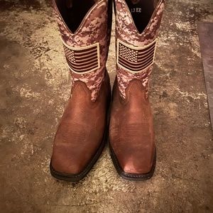 Men’s Ariet Work Boots size 13